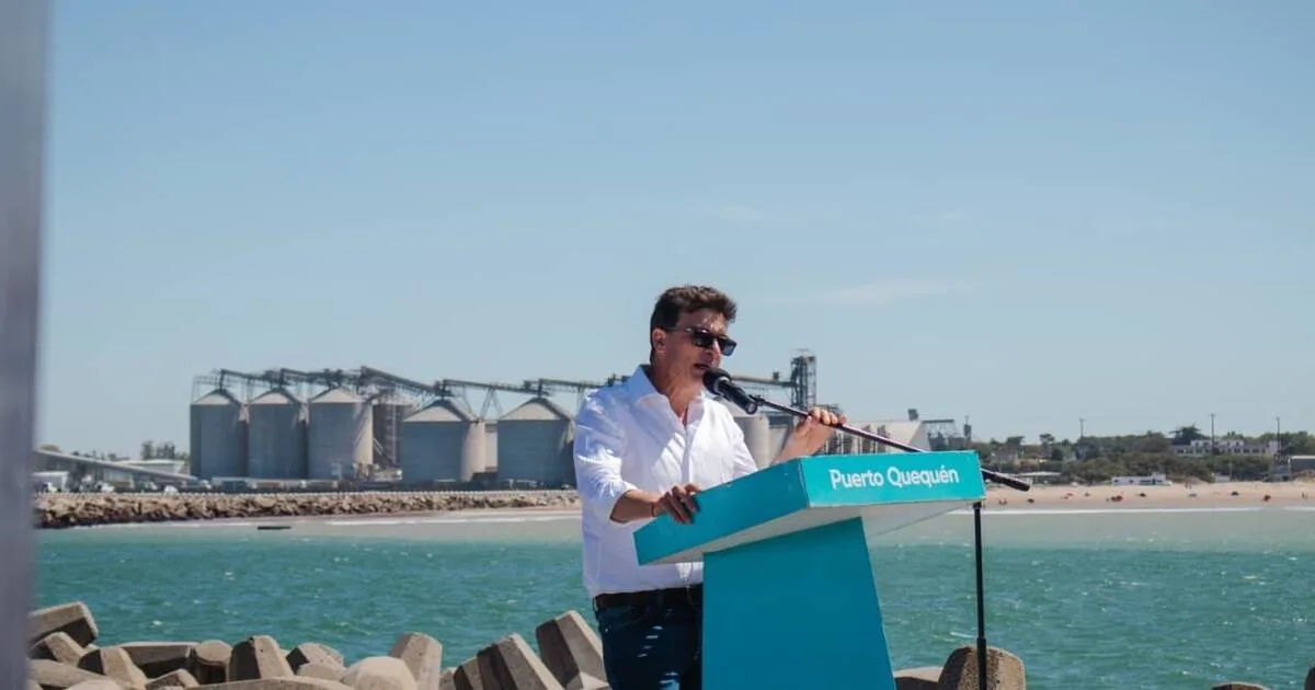 Puerto Quequén restaura su mural y anuncia obras clave para infraestructura portuaria