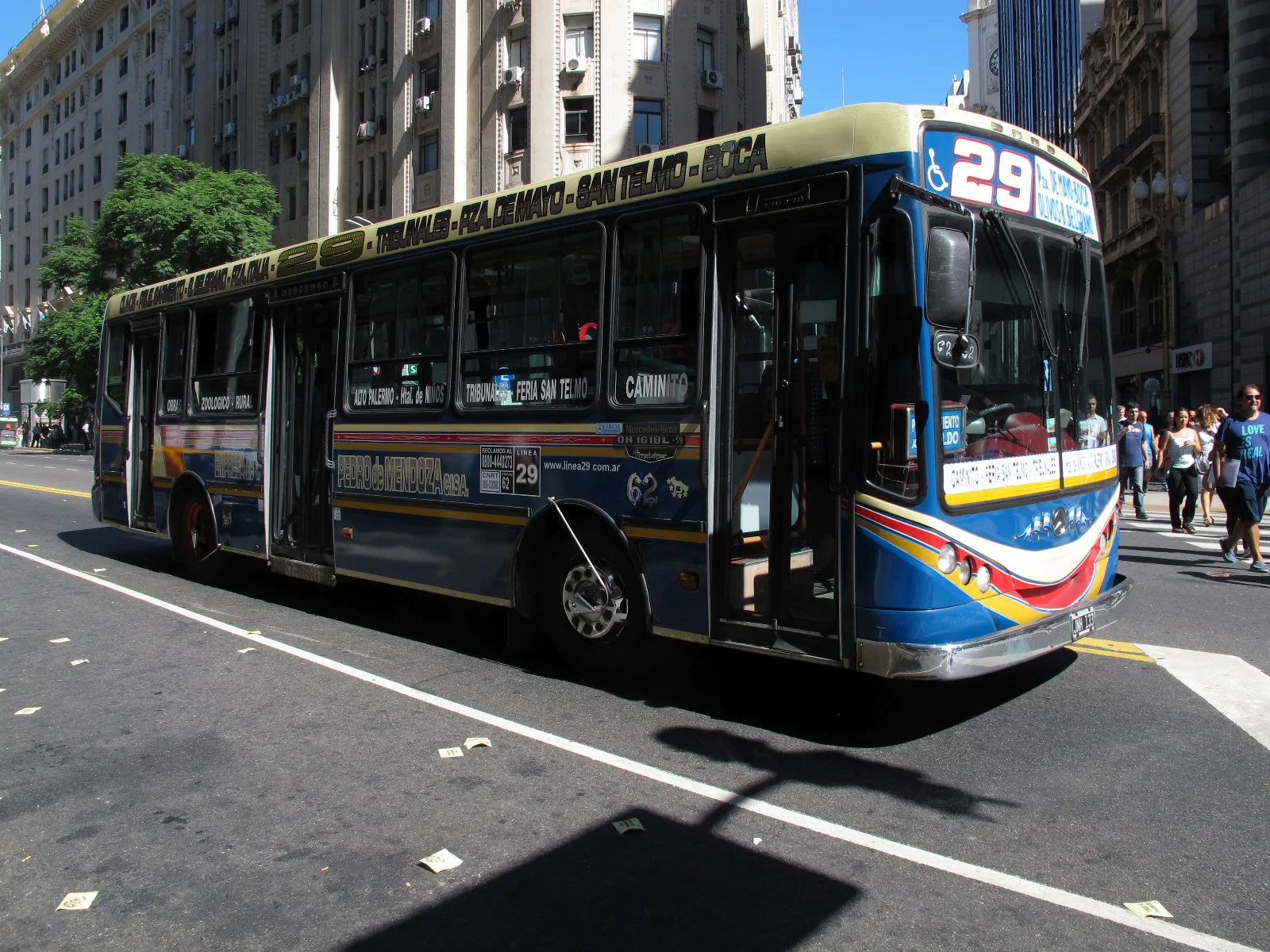 Buenos Aires - Metalpar Mercedes-Benz OH 1618L bus #62 on line No. 29 (Av Pres. Roque Sáenz Pena)