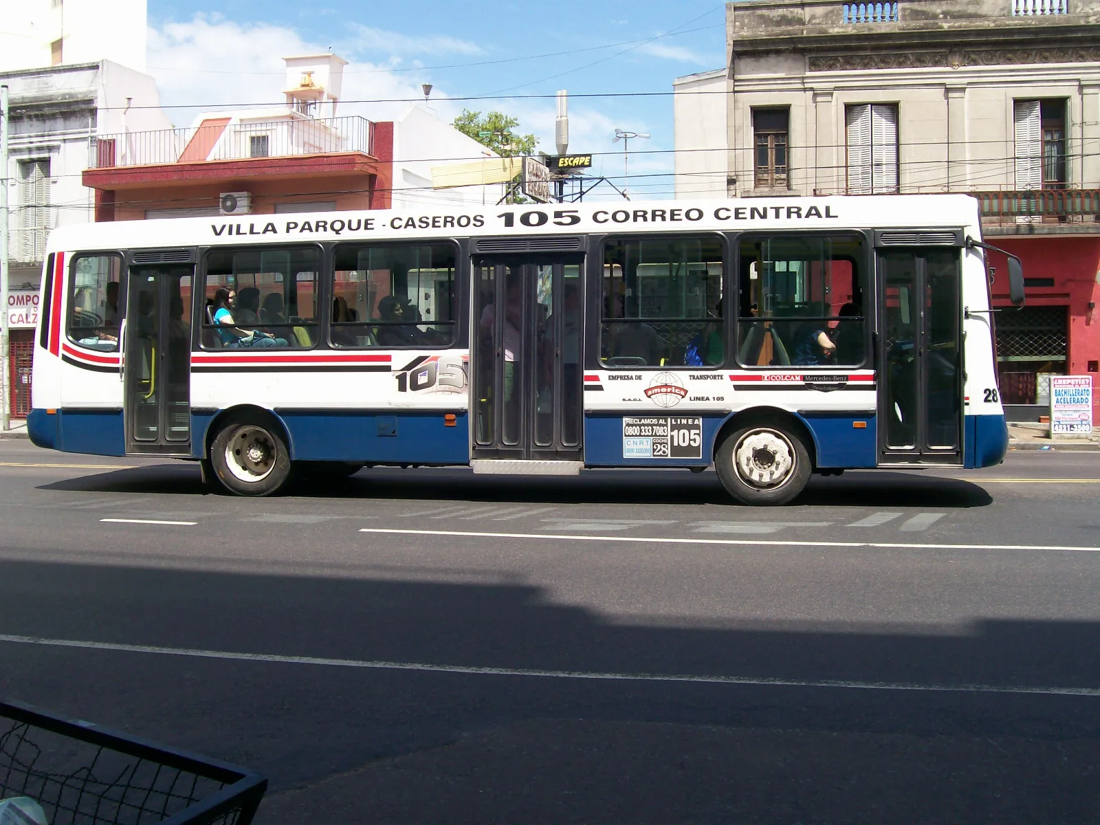 Metalpar Tronador bus (#28) with Mercedes-Benz chassis. Route 105. Buenos Aires, Argentina. Transporte América S.A.C.I. operator.