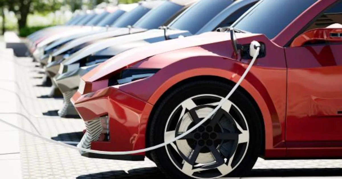 Autos híbridos y eléctricos: cambian las reglas de importación y llegan nuevos modelos