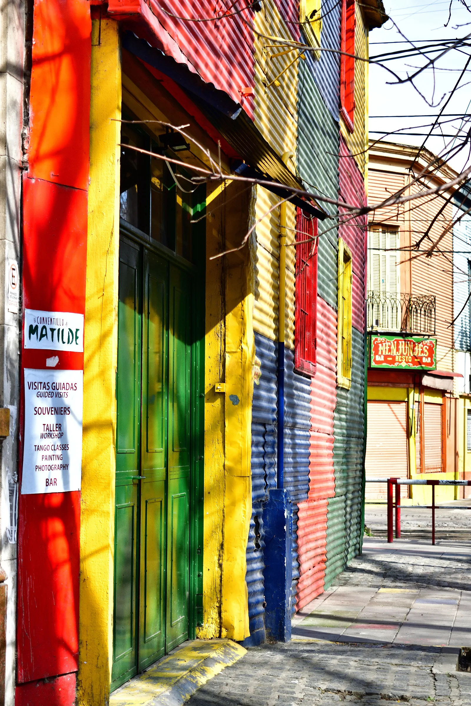 An der Calle Magellanes - La Boca (Buenos Aires)