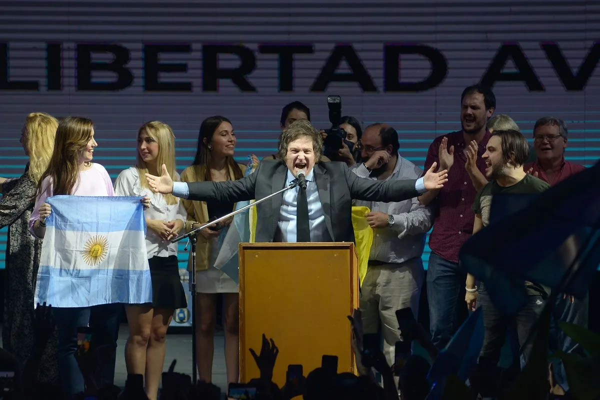 El círculo rojo mide a “outsiders” con la continuidad del modelo de Milei como eje
