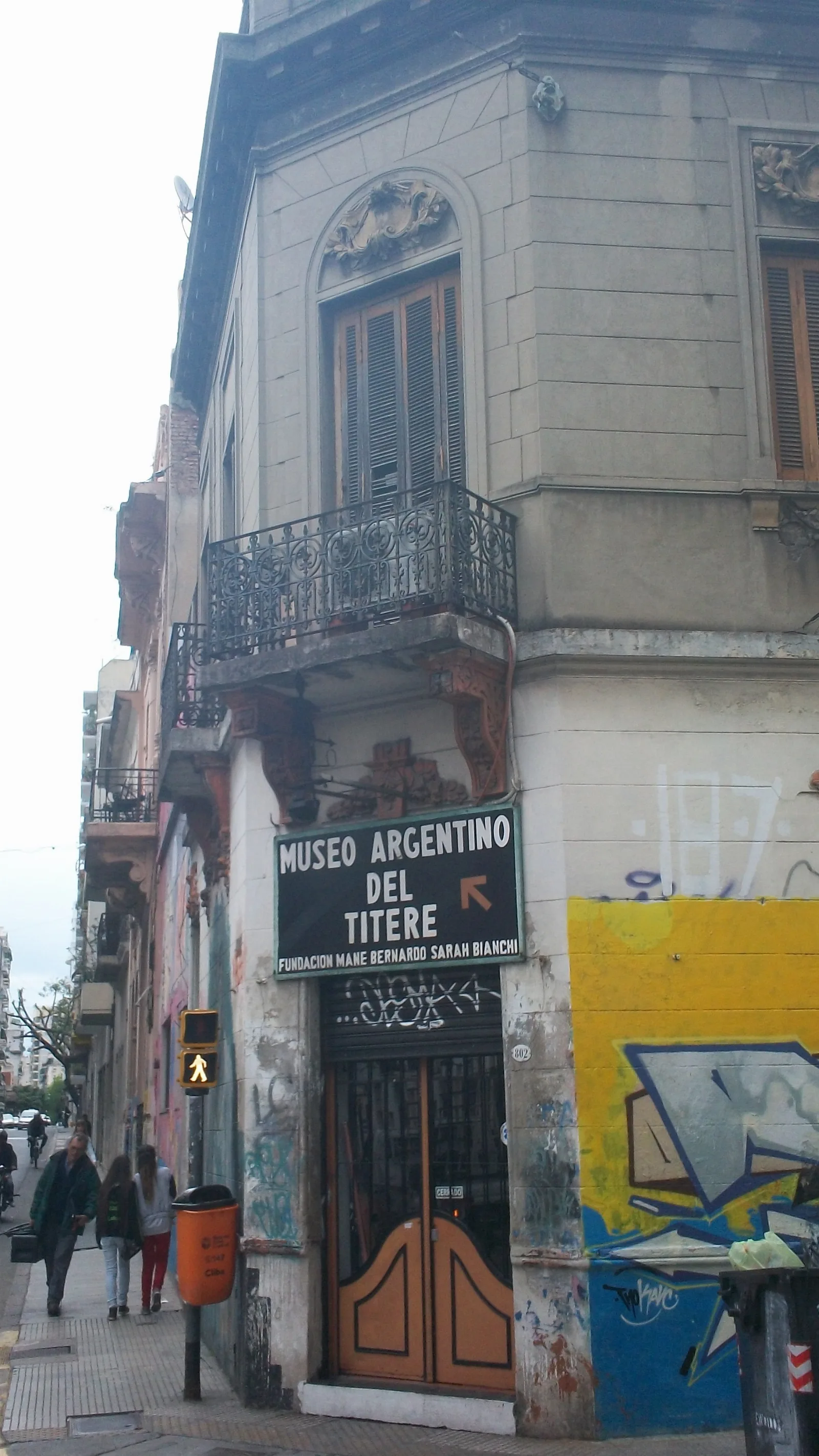 Fachada del Museo Argentino del Titere