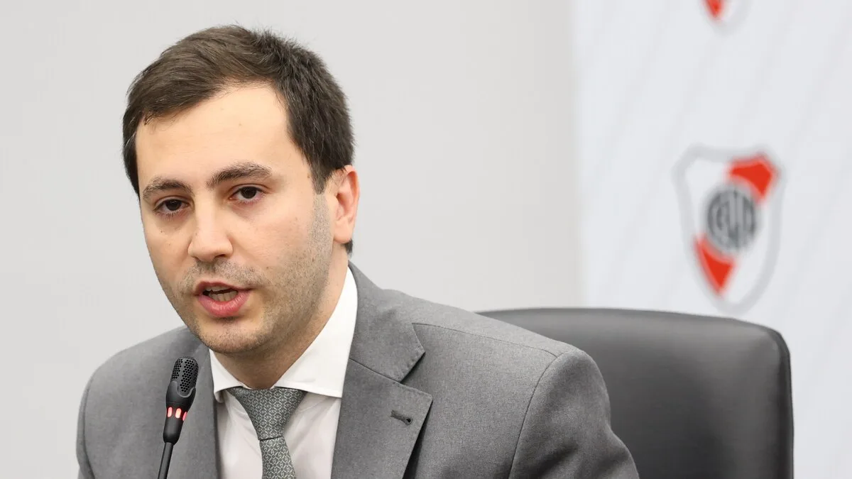 Di Carlo confirma a Eduardo Coudet y anuncia contrato hasta diciembre de 2027
