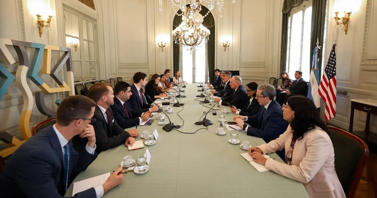 EE.UU. ofrece ampliar créditos para logística del norte y reforma de la Ley de Cabotaje