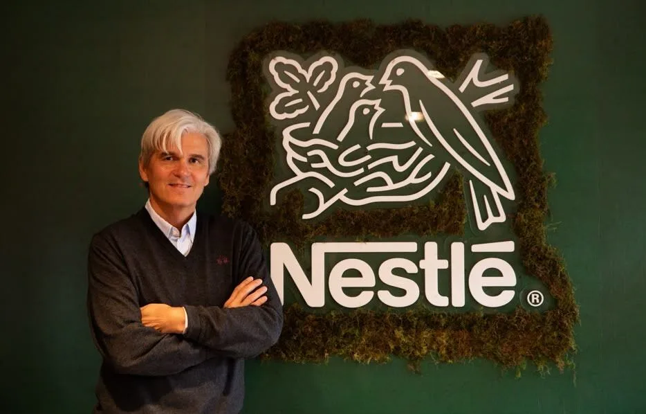 CEO de Nestlé en Argentina durante una entrevista en un evento empresarial