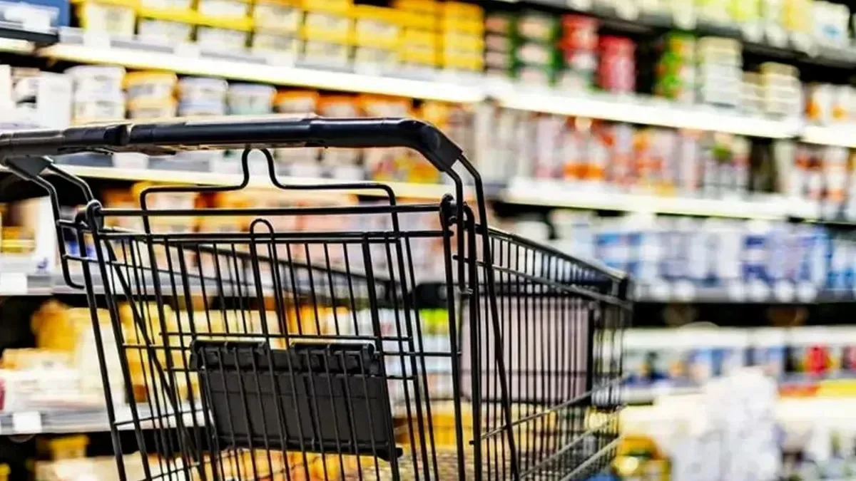 El consumo masivo cayó 1% en septiembre y acumula baja cercana al 3% en 2026