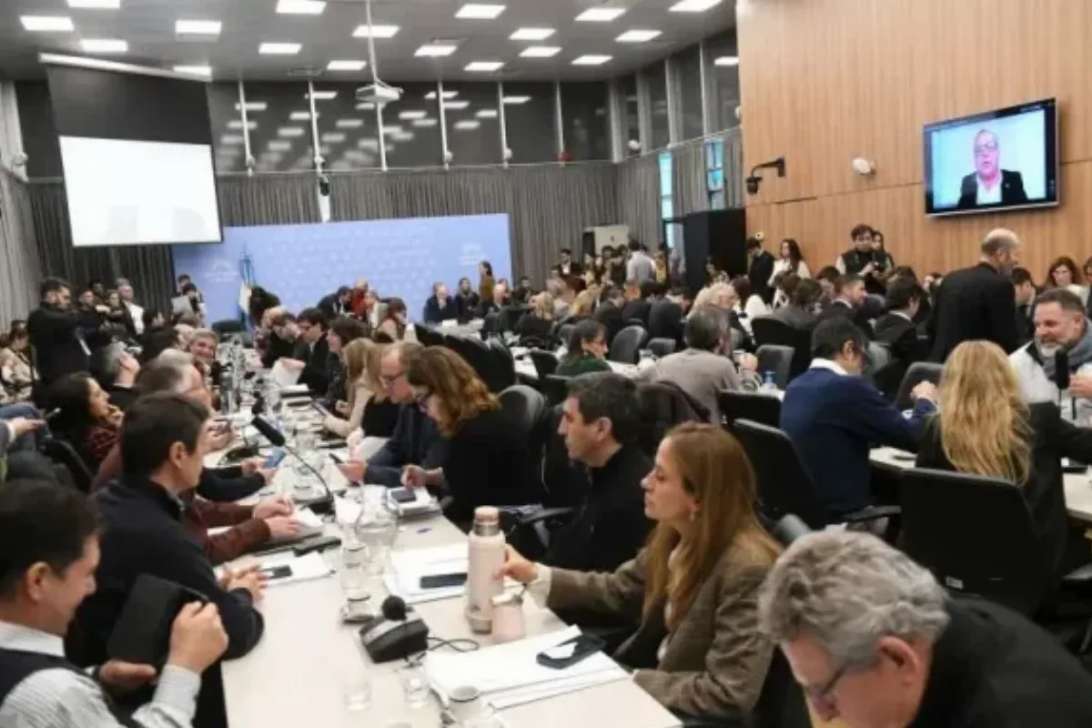 Tiene dictamen el proyecto de Inocencia Fiscal II pero excluyeron a los funcionarios
