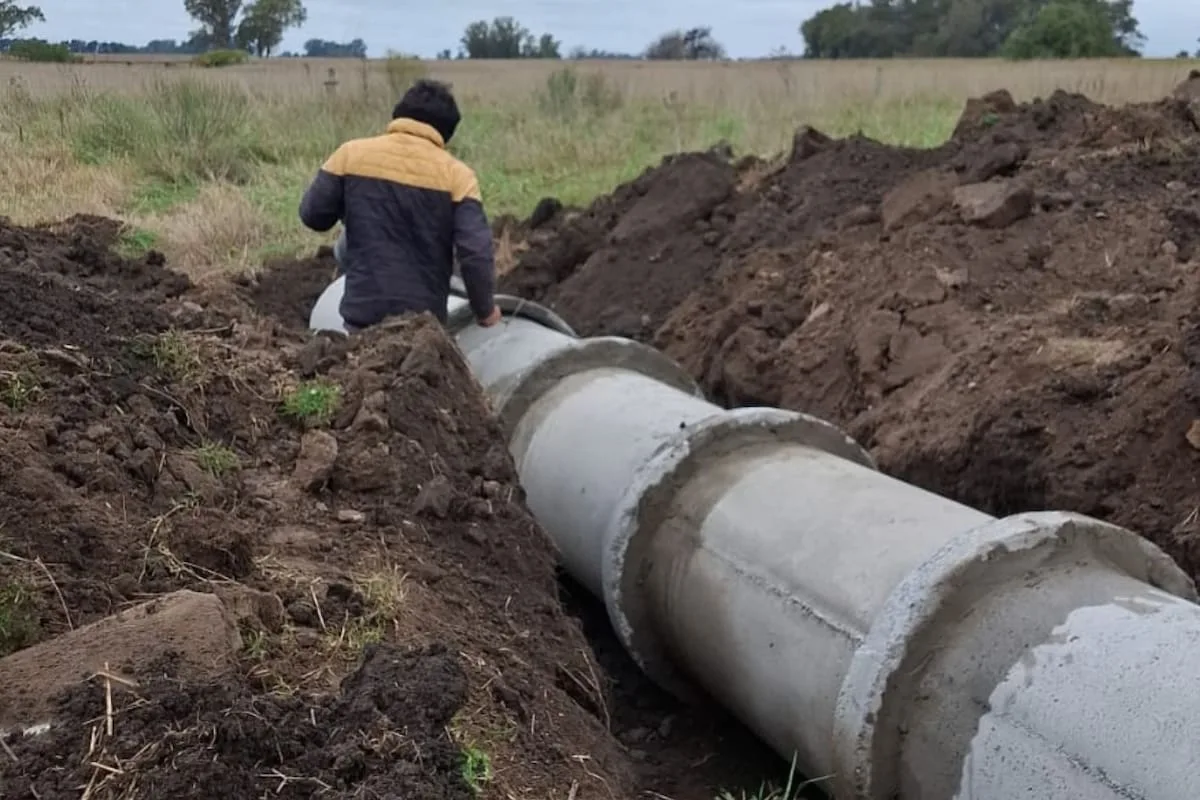 En Magdalena mejoraron los caminos rurales como nunca: manejan el 80% de los fondos de una tasa