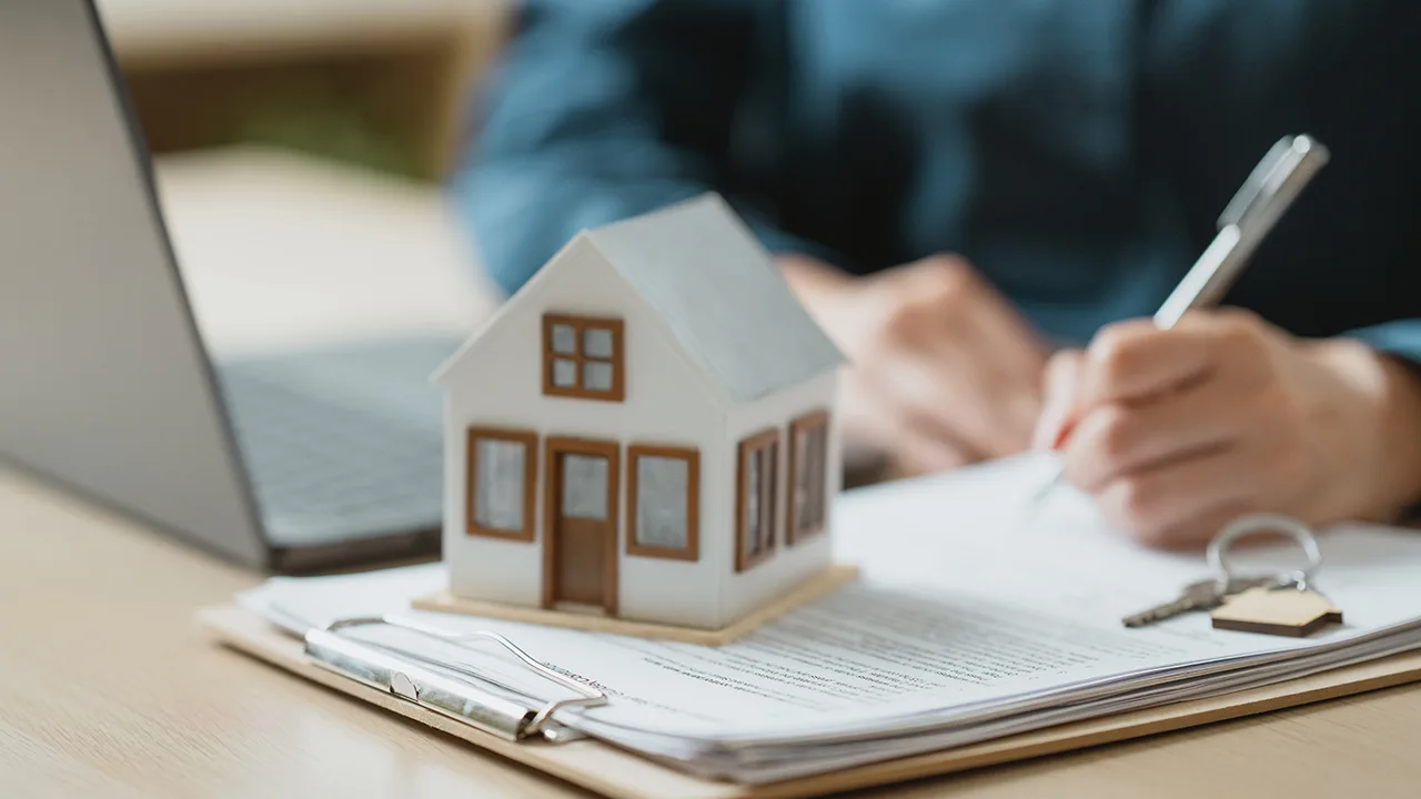 Venta de una casa: qué documentos necesitas para cerrar el trámite