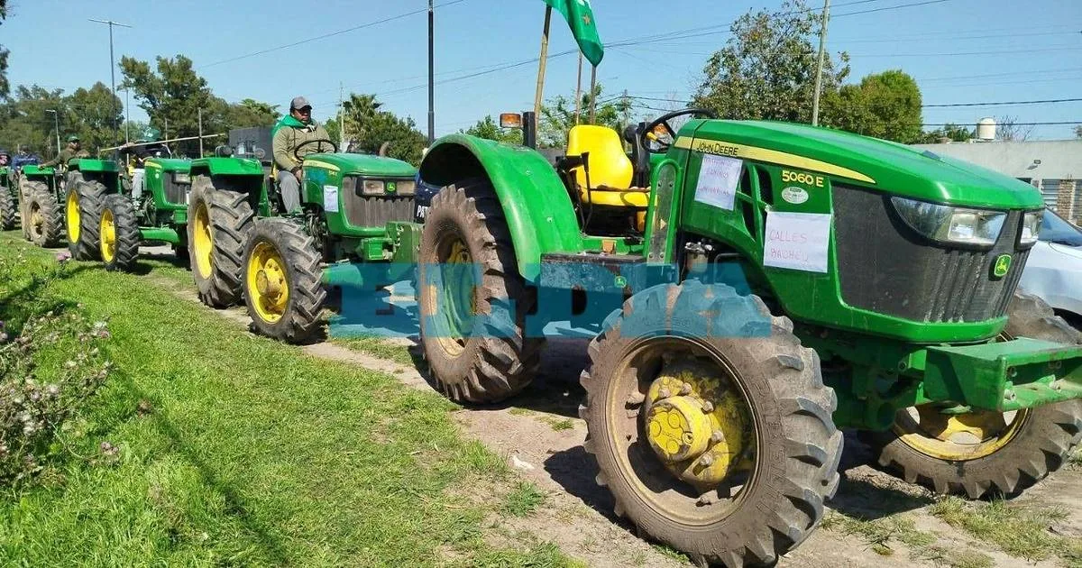 Frenaron el tractorazo en La Plata: Guardia Urbana impidió el avance de los productores