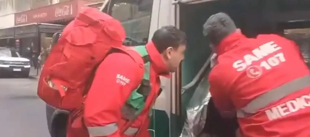 Incendio en edificio de Palermo: rescataron a una mujer y trasladaron a dos personas al hospital