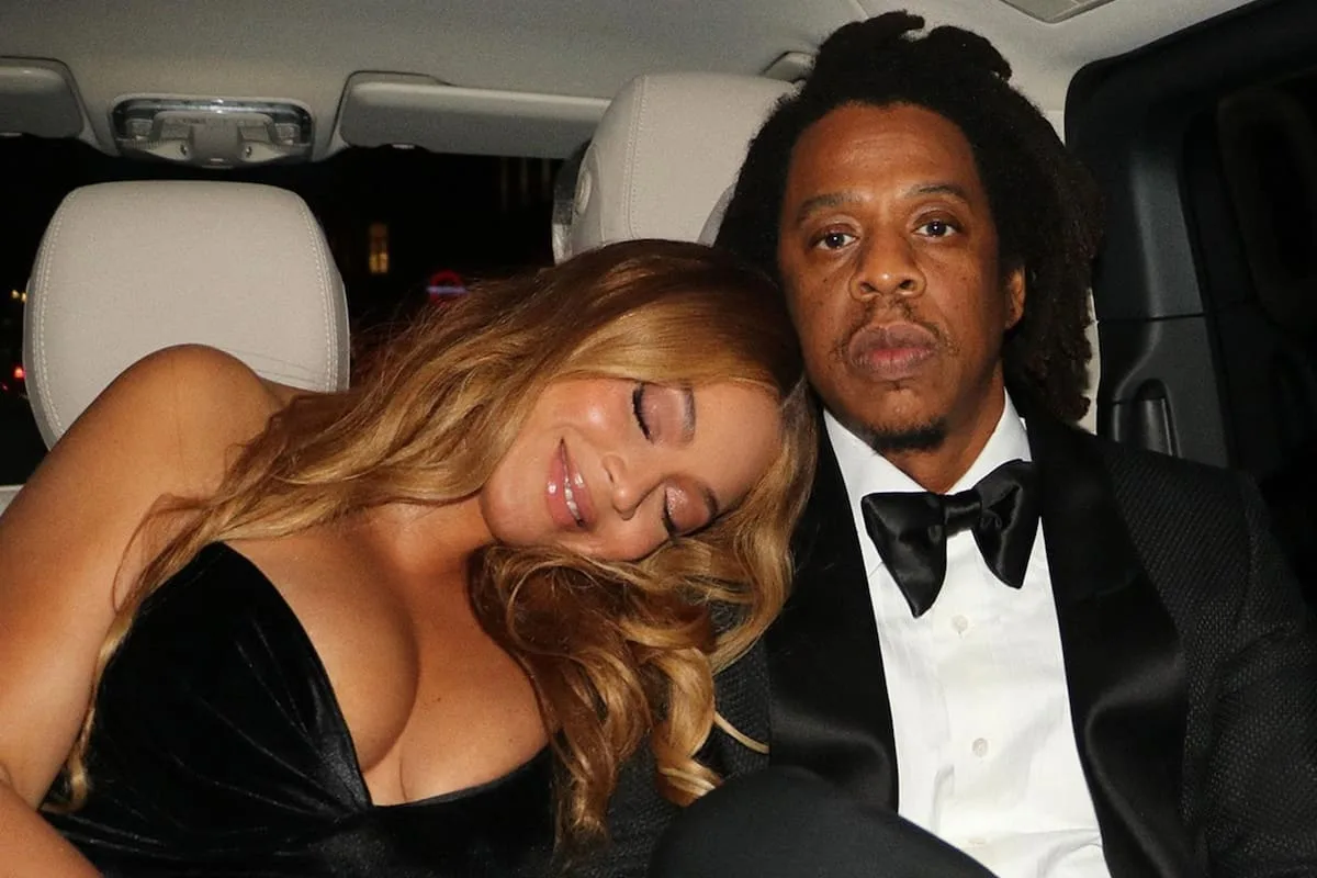 Jay-Z sorprende a Beyoncé con serenata y fuegos artificiales en su cumpleaños 45