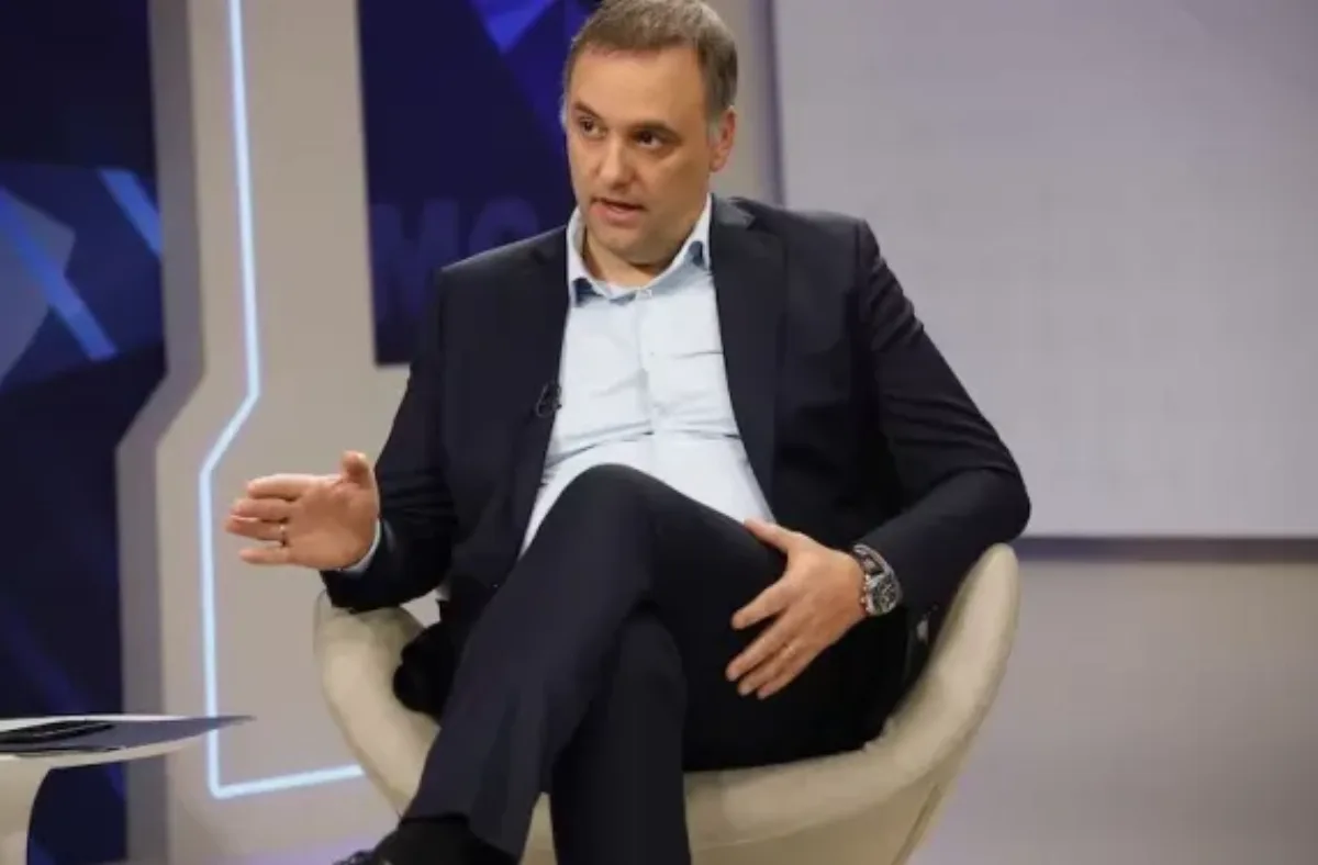 Manuel Adorni detalló su patrimonio y atribuyó los dólares a la venta de bitcoins