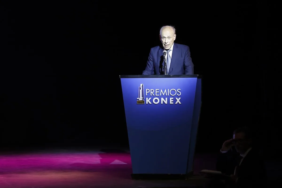 Konex: cien diplomas a las humanidades y la pregunta sobre políticas culturales