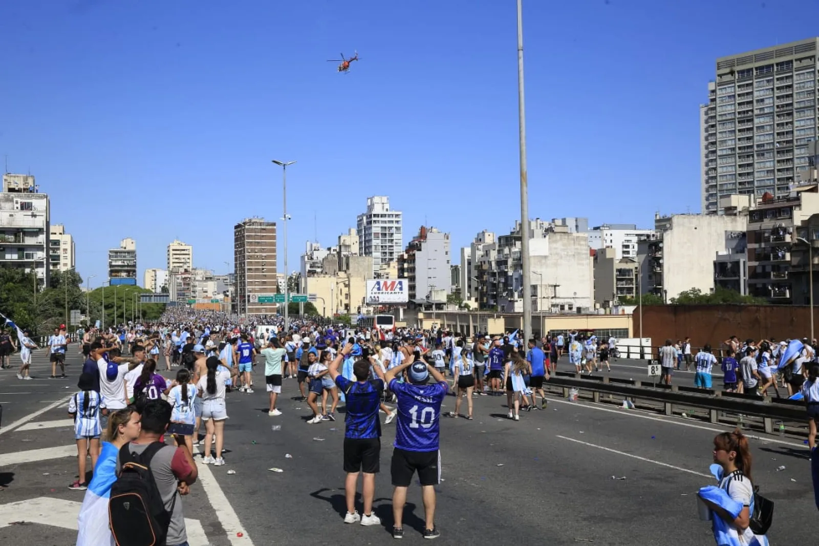 Reunión de autoridades porteñas y nacionales planificando la llegada de la Selección Argentina