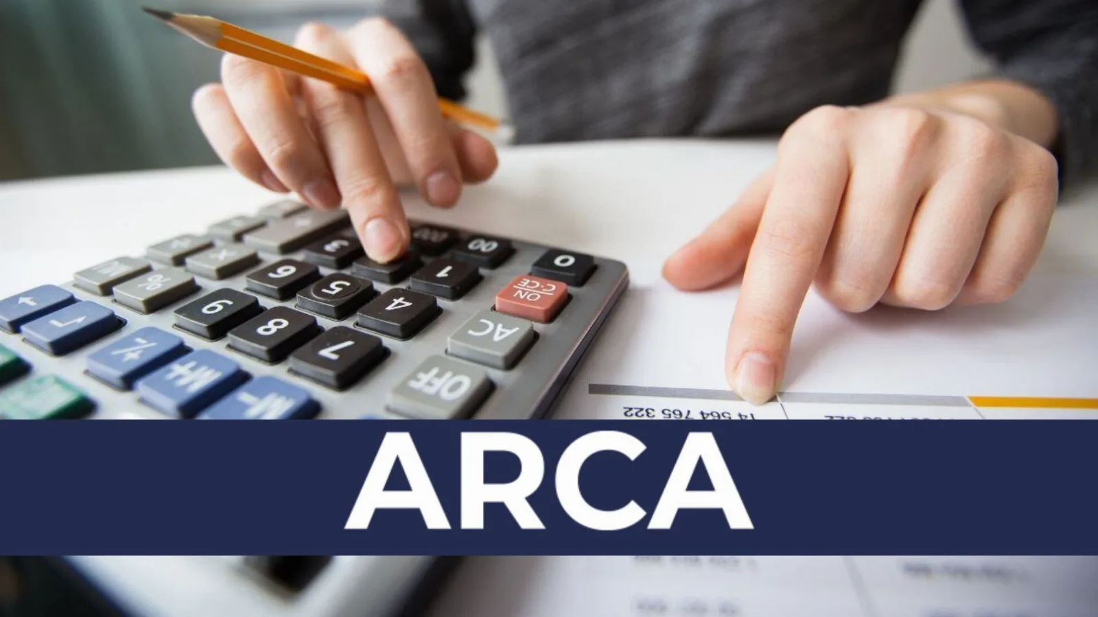 Pantalla de computadora mostrando formulario de adhesión al Régimen Simplificado de Ganancias de ARCA