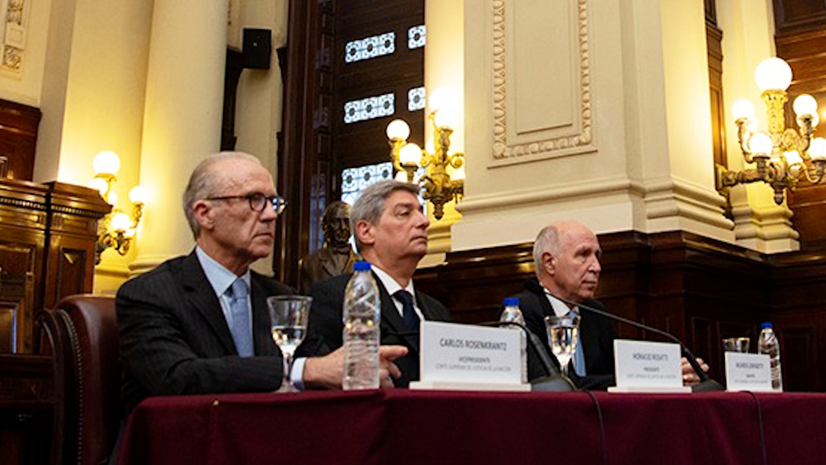 La Academia de Derecho respalda a la Corte y pide aprobar el reglamento de concursos