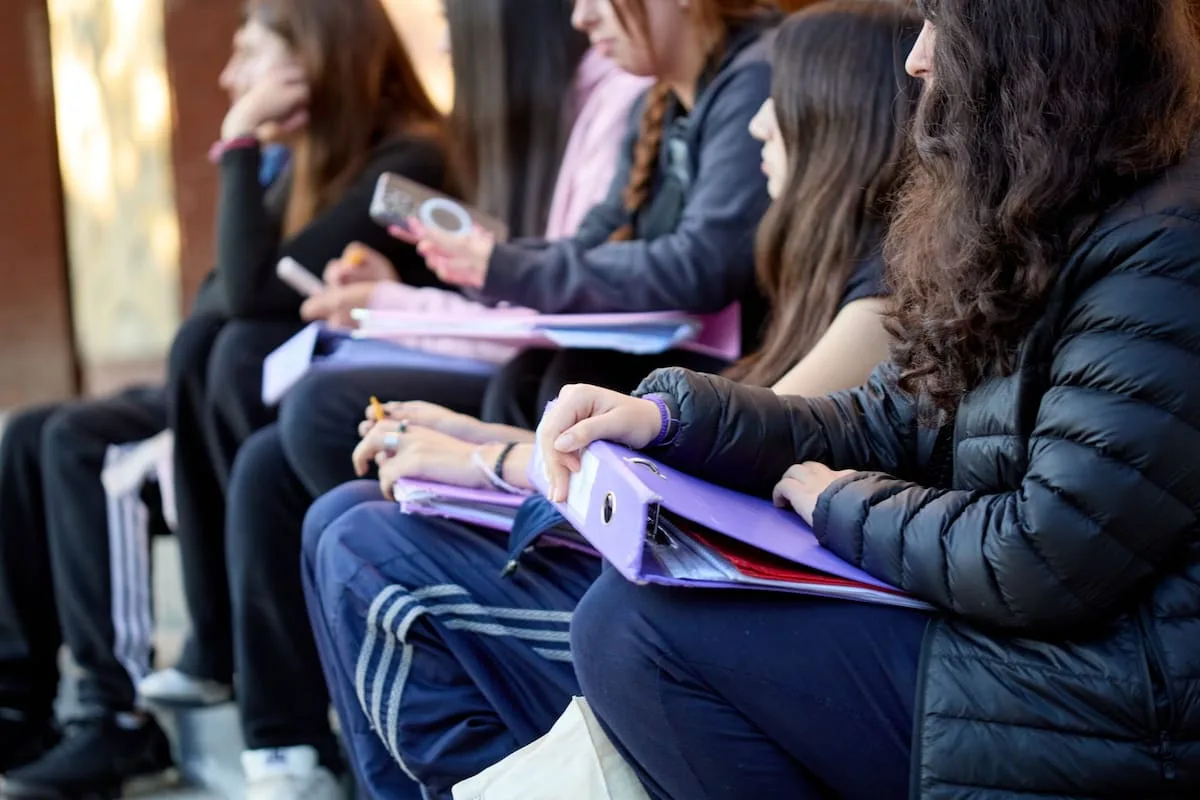 Cuando la violencia entra al aula: la crisis del cuidado en las escuelas